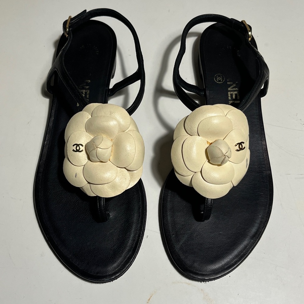 CHANEL Black and Cream Camellia Sandals